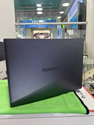 Ноутбук Laptop Huawei 13 gen i