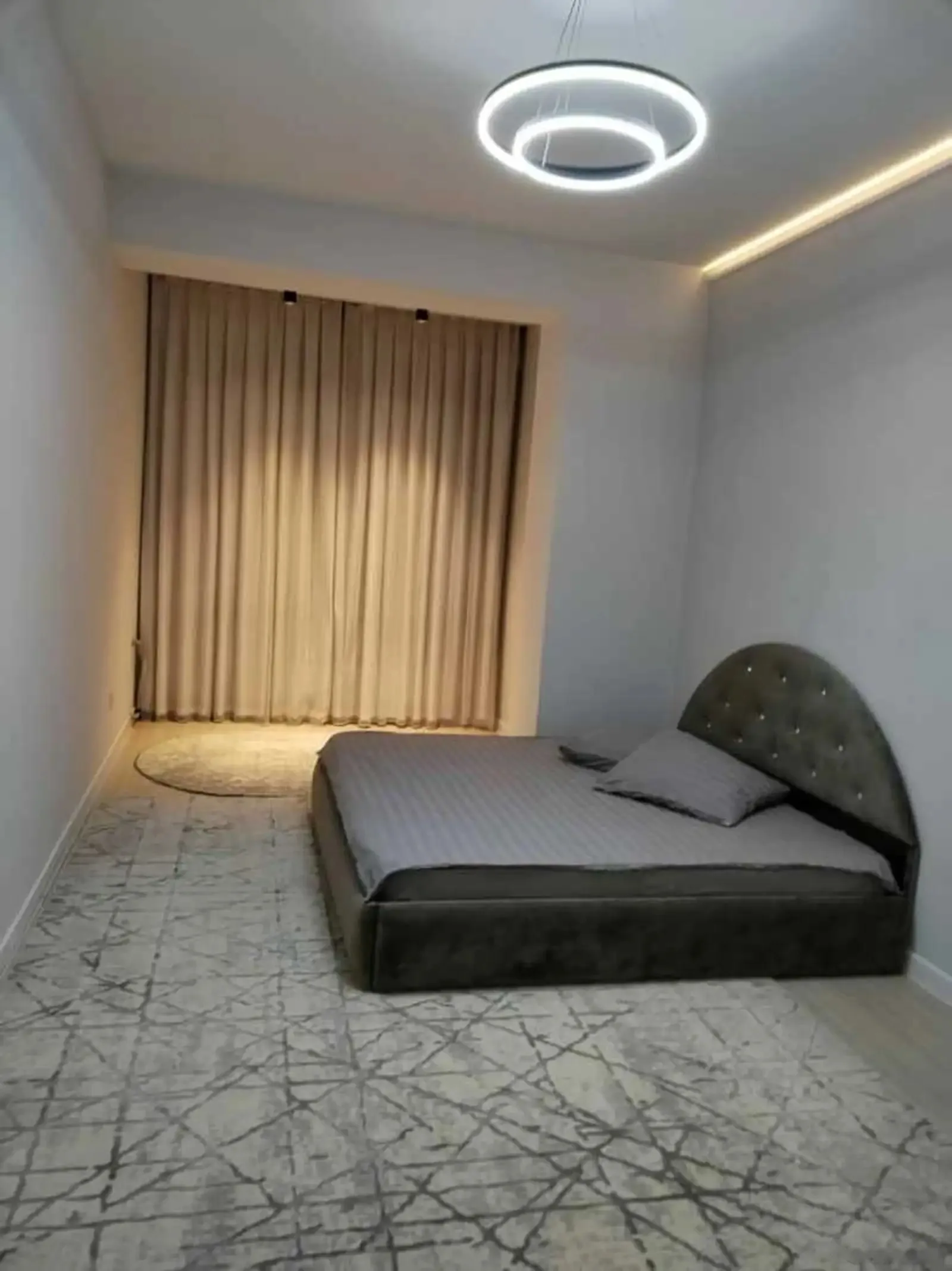 4-комн. квартира, 9 этаж, 200м², Садбарг доми Гелос