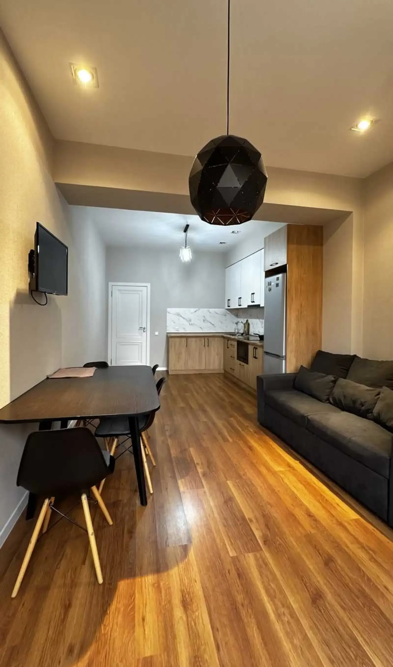 2-комн. квартира, 16 этаж, 52м², Дом печати