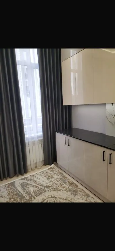 2-комн. квартира, 5 этаж, 104м², Овир