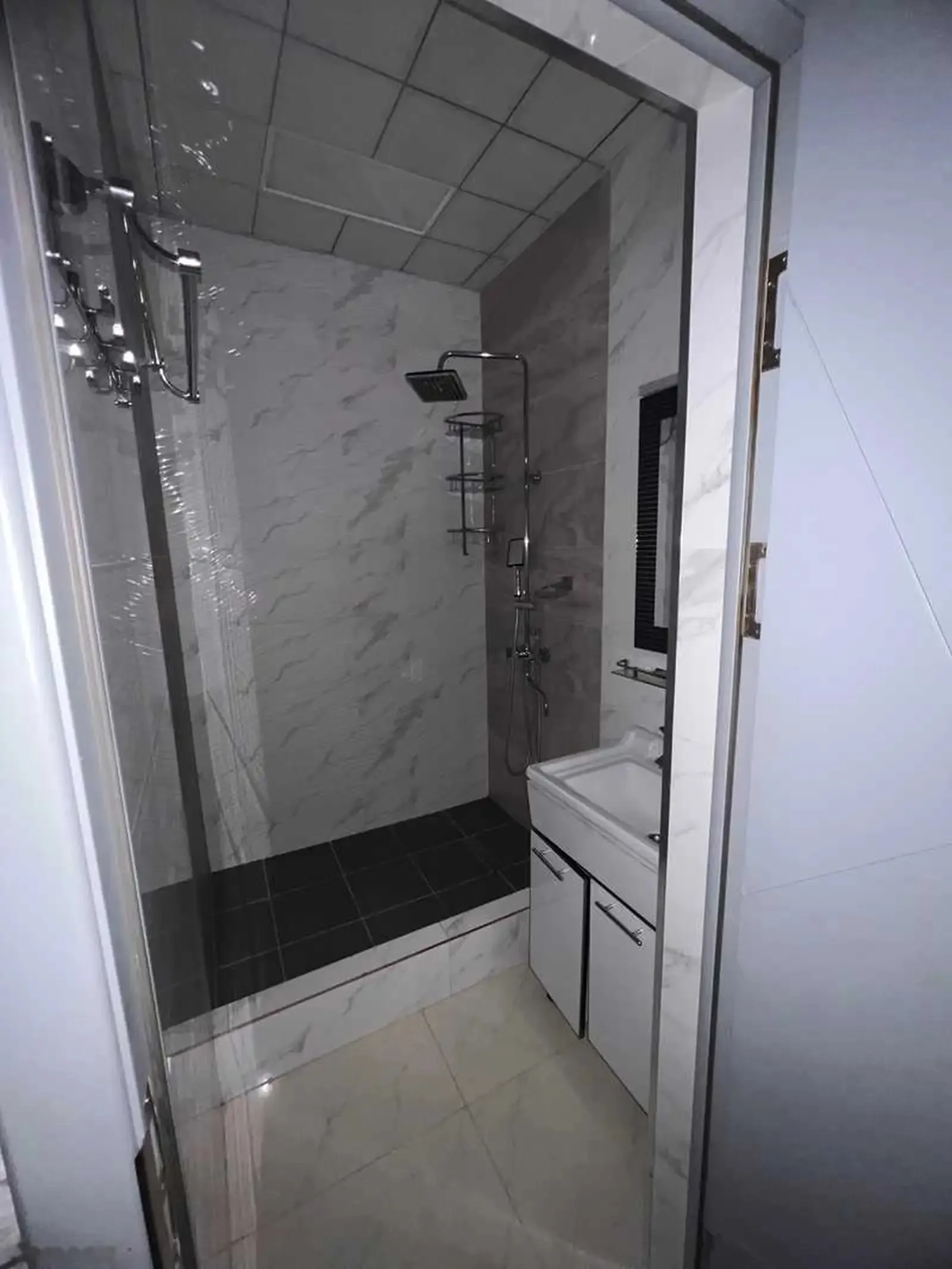 3-комн. квартира, 17 этаж, 85м², 46мкр