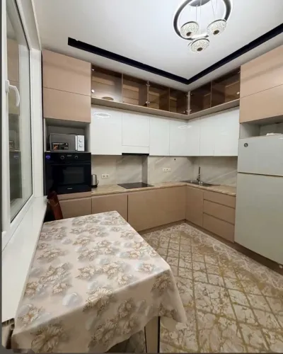 3-комн. квартира, 10 этаж, 105м², Центр