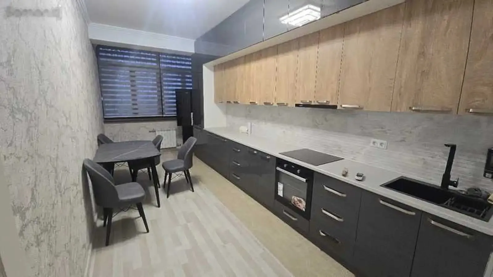 2-комн. квартира, 8 этаж, 80м², Сино