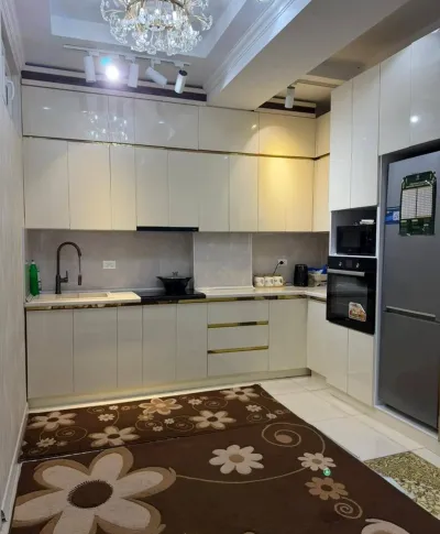 2-комн. квартира, 12 этаж, 61 м², И.Сомони