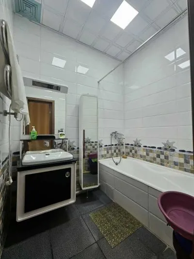 3-комн. квартира, 7 этаж, 145м², Цум и Сомони