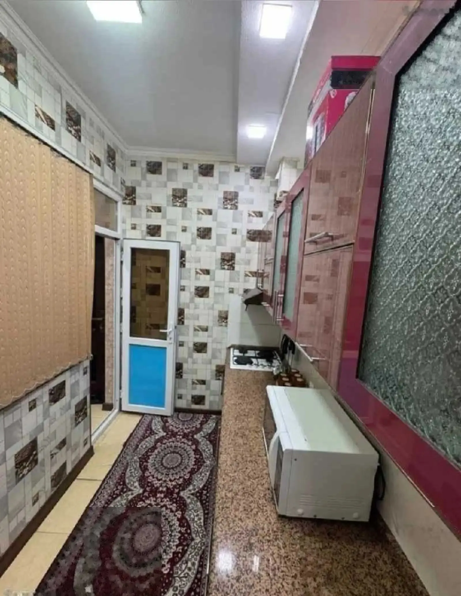 2-комн. квартира, 10 этаж, 60м², Голубой Экран