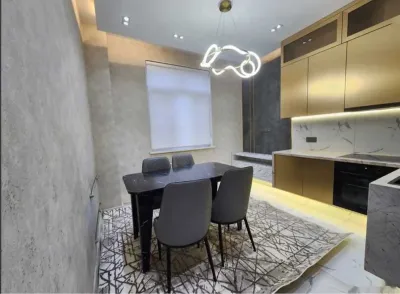 2-комн. квартира, 12 этаж, 54м², И.Сомони