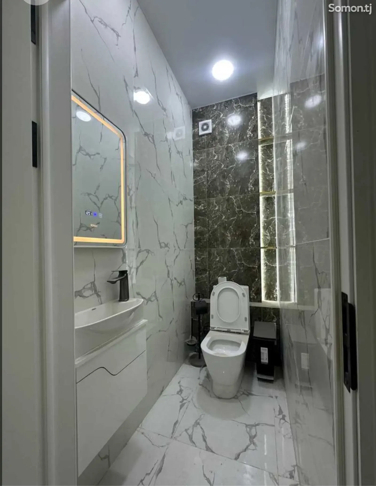 3-комн. квартира, 10 этаж, 100м², Голубой экран