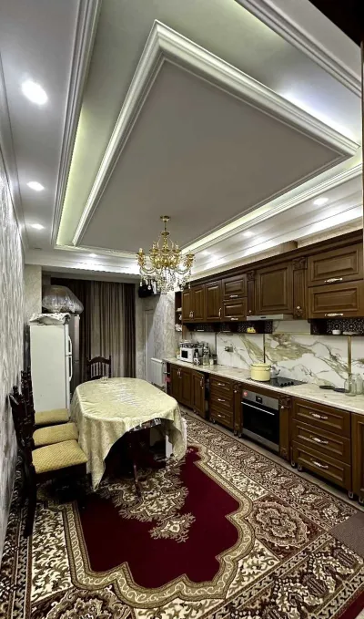 3-комн. квартира, 2 этаж, 130м², И Сомони Сафо