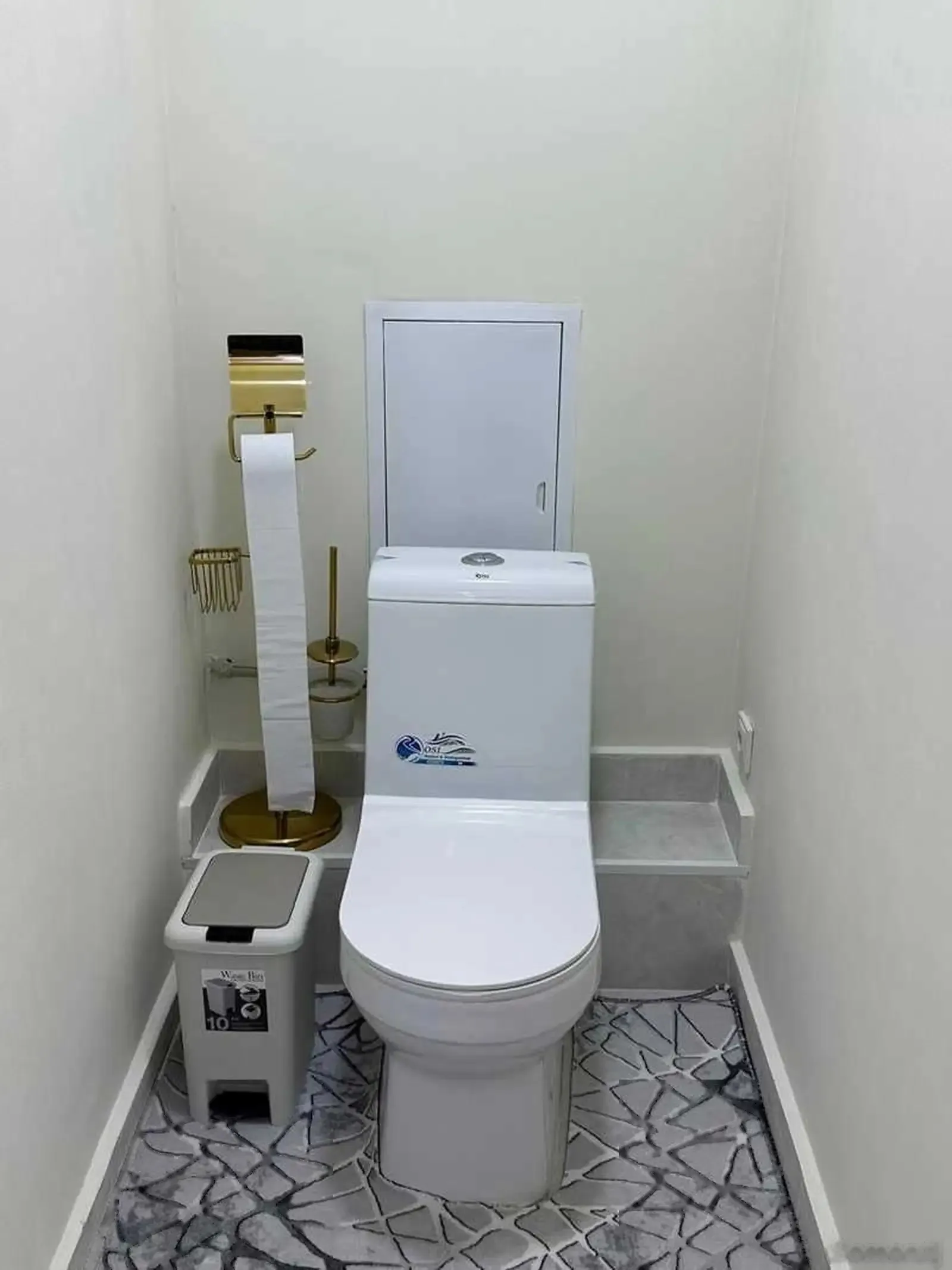 2-комн. квартира, 8 этаж, 68м², Айни 46/2, скорый