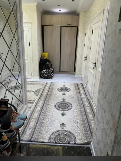 2-комн. квартира, 17 этаж, 80м², Фирдавси