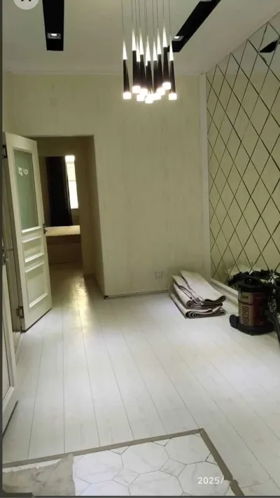 2-комн. квартира, 2 этаж, 69м², Исмоили Сомони