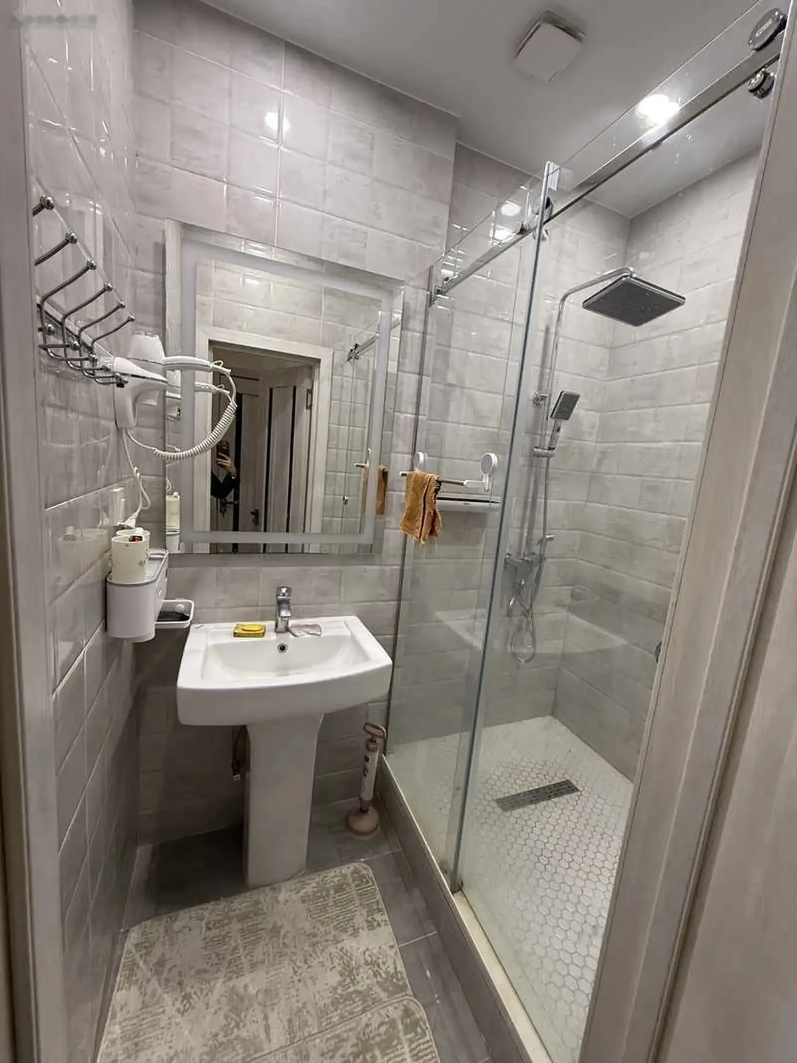 2-комн. квартира, 10 этаж, 65м², 91мкр