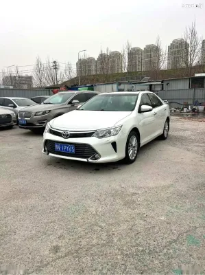 Toyota Camry, 2015