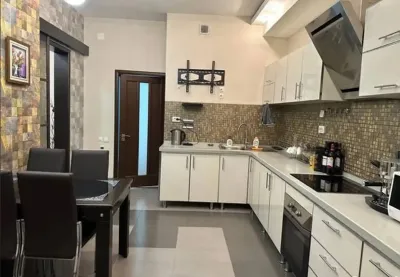2-комн. квартира, 4 этаж, 106м², Сомони