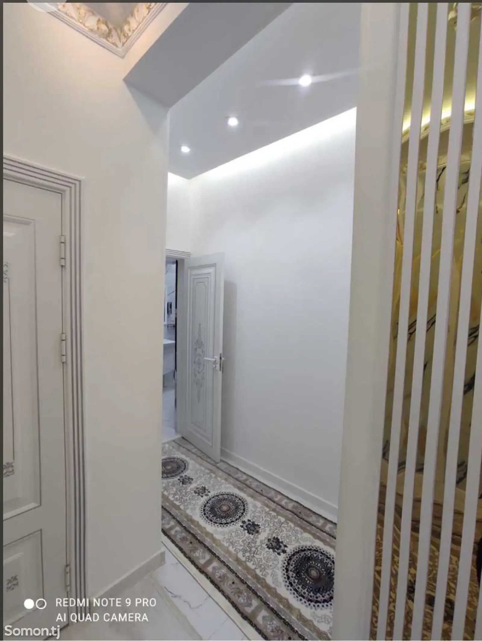 2-комн. квартира, 3 этаж, 72м², Голубой экран