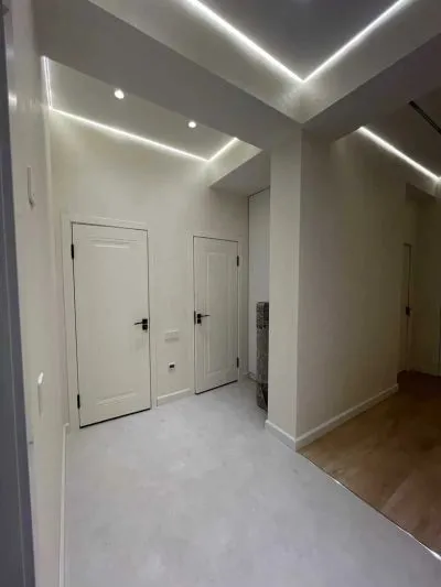 3-комн. квартира, 4 этаж, 95м², И.Сомони, доми Вавилон-Т