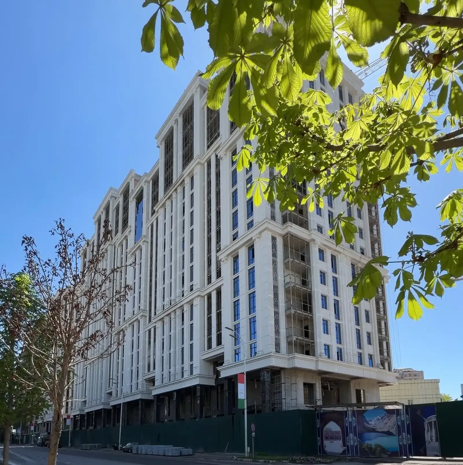 5-к квартира, 1 этаж, 247 м² м², напротив Волны, Оперка