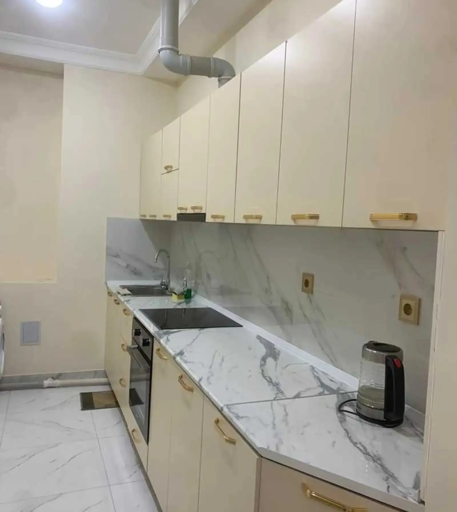 3-комн. квартира, 6 этаж, 115м², И.Сомони