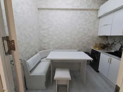 2-к квартира, 9 этаж, 80 м², айни