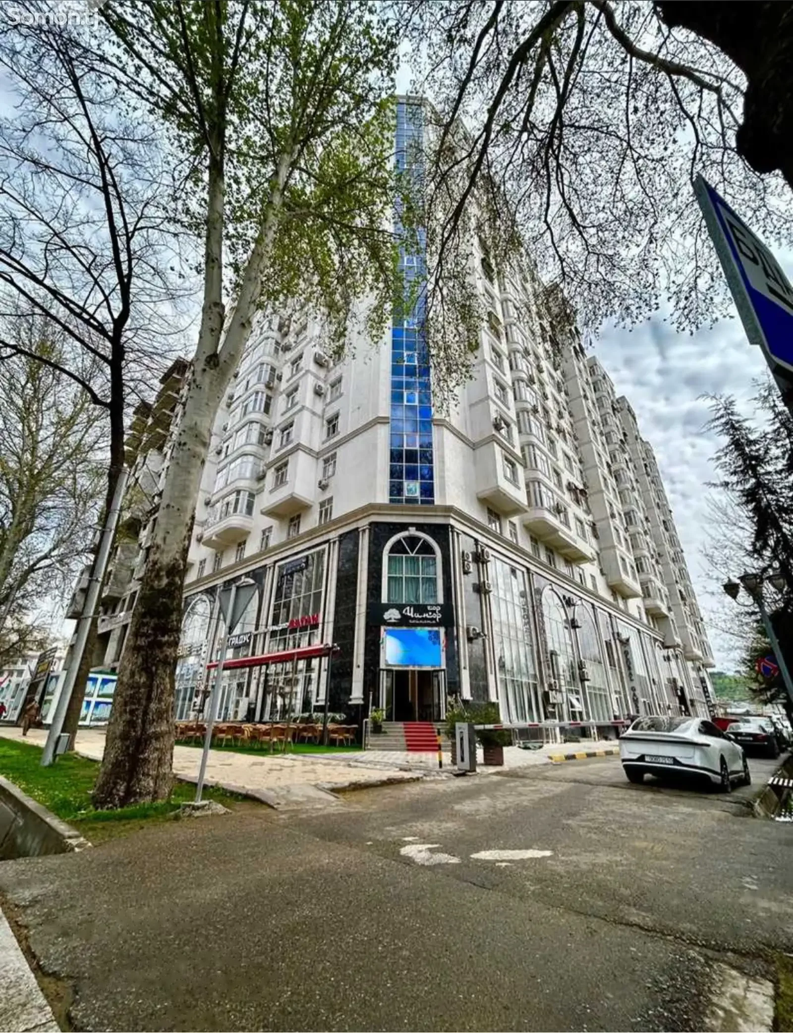 2-комн. квартира, 14 этаж, 72м², Пединститут