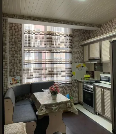3-комн. квартира, 4 этаж, 100м², Сино