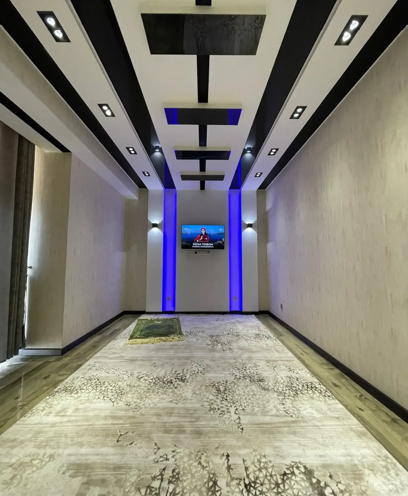 3-комн. квартира, 12 этаж, 120м², Шохмансур, 4 Дома