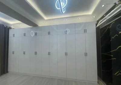 Шифоньер для гостиной