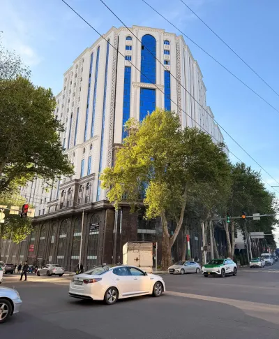 3-комн. квартира, 15 этаж, 115 м², «Сулаймоновы» — Северный