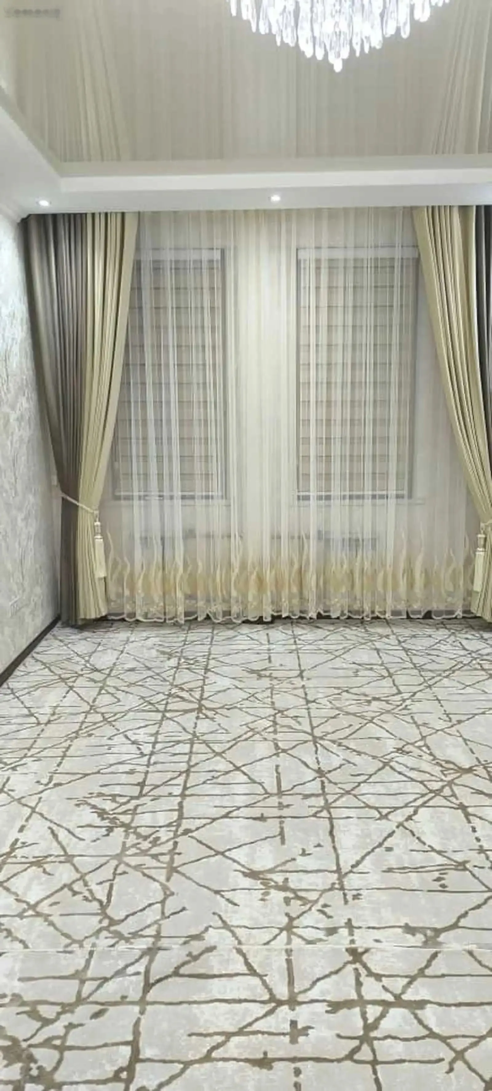 2-комн. квартира, 13 этаж, 52м², мардон