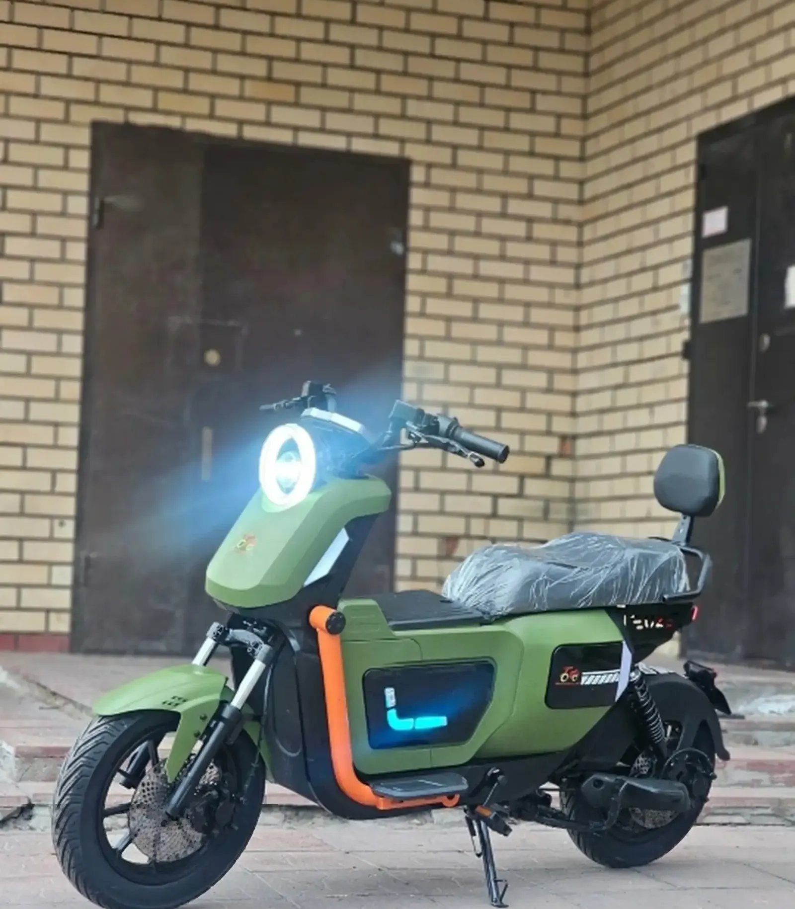 Электроскутер niu 55