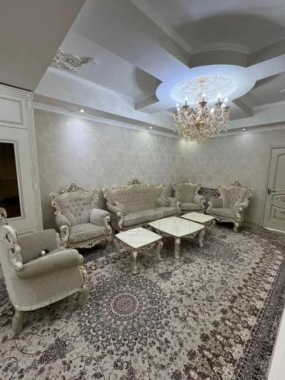 3-комн. квартира, 8 этаж, 143м², Дом печати