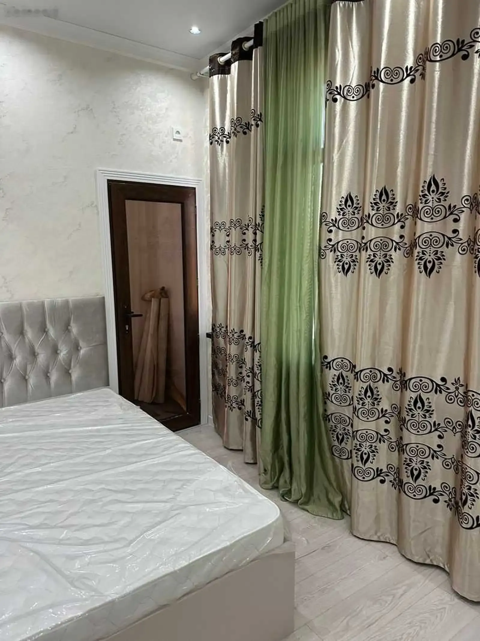 3-комн. квартира, 10 этаж, 78м², Шохмансур, чордома