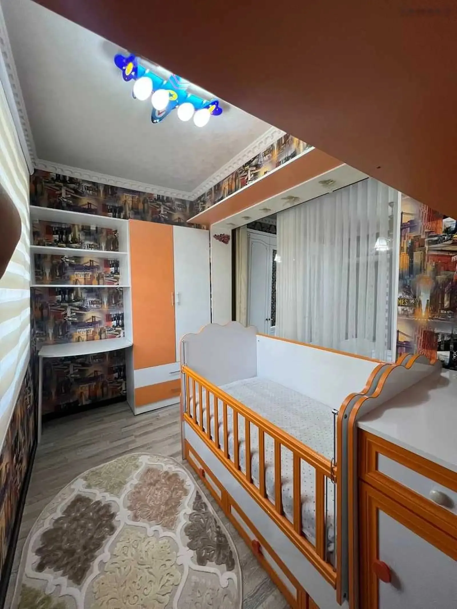 2-комн. квартира, 4 этаж, 62м², 92мкр