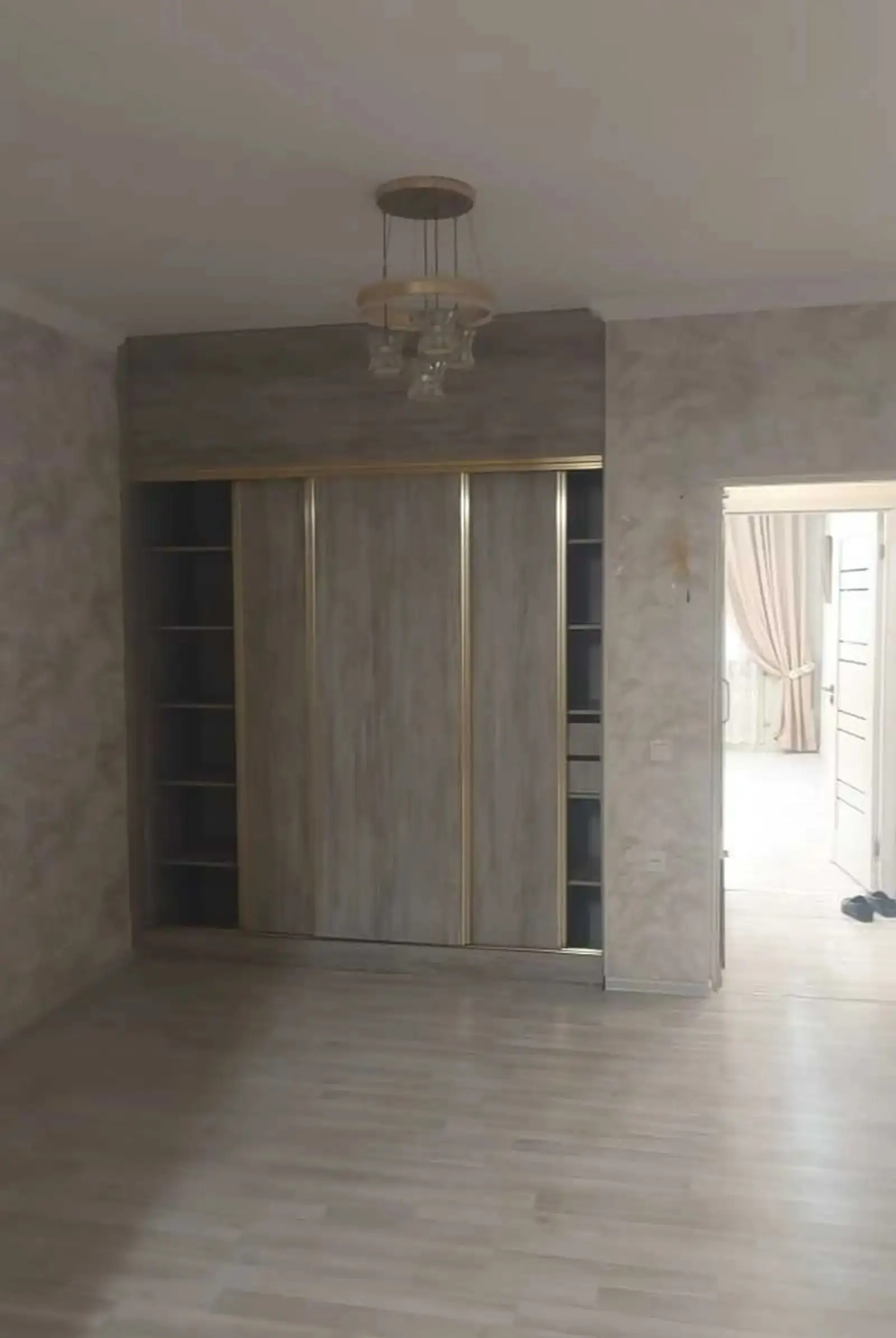 2-комн. квартира, 4 этаж, 71м², Фирдавси
