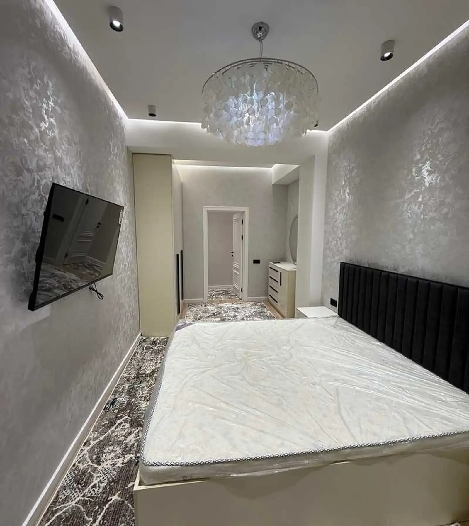2-комн. квартира, 15 этаж, 84м², 82 мкр