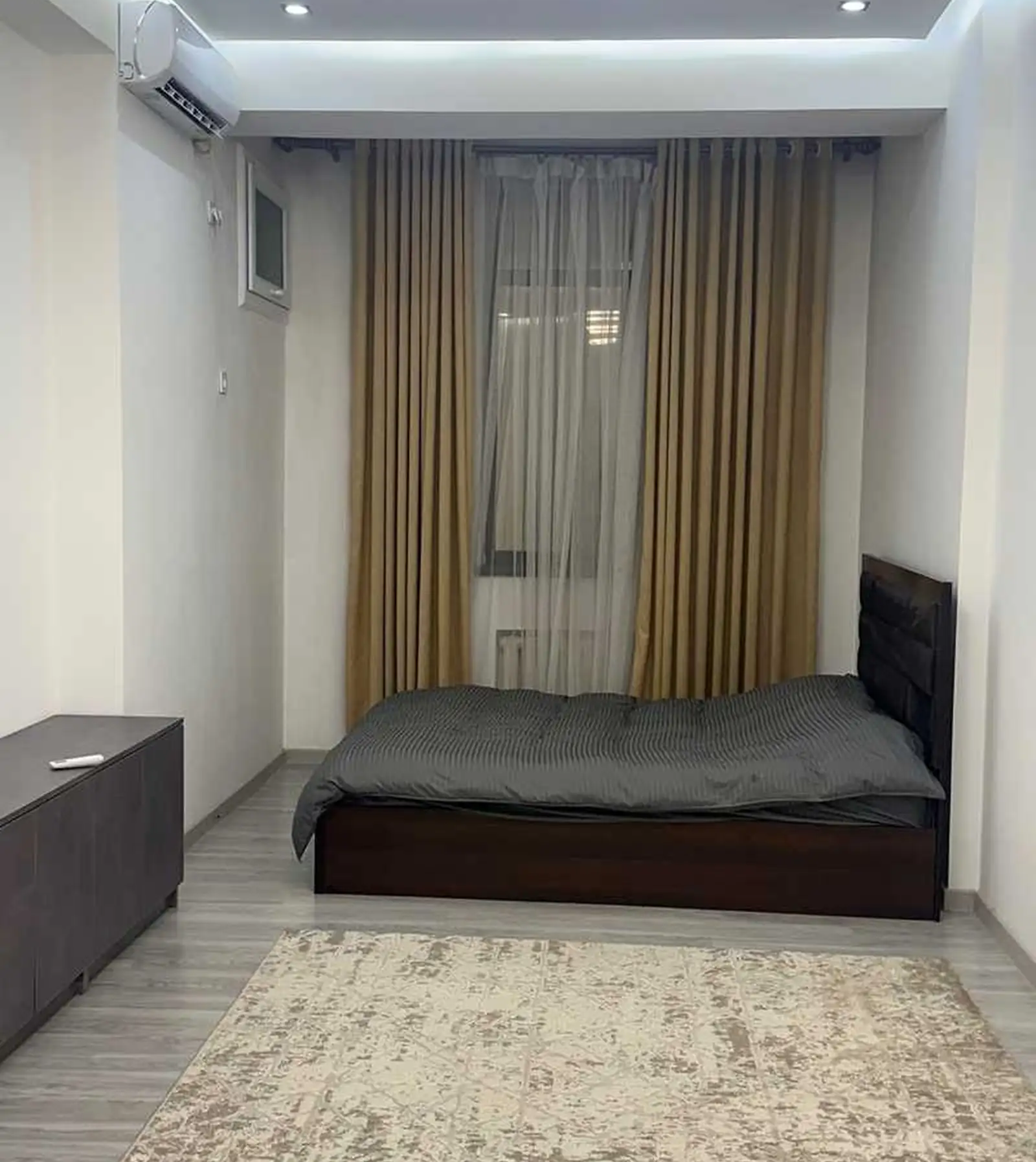 1-комн. квартира, 11 этаж, 60 м², Шохмансур, на против Гостиница Хилтон, рядом с Чордомаи аэропорт