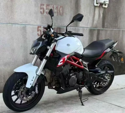 Мотоцикл Benelli