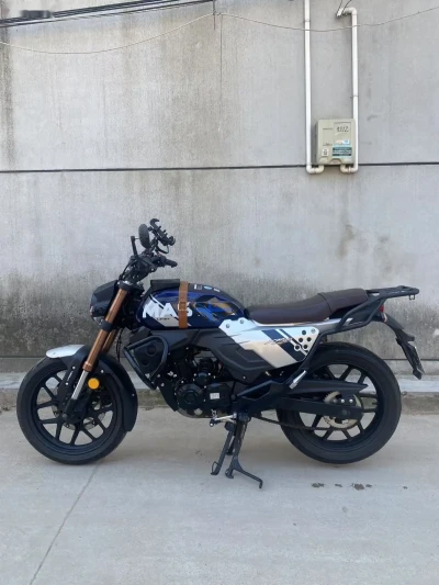 Мотоцикл Lifan KPM200