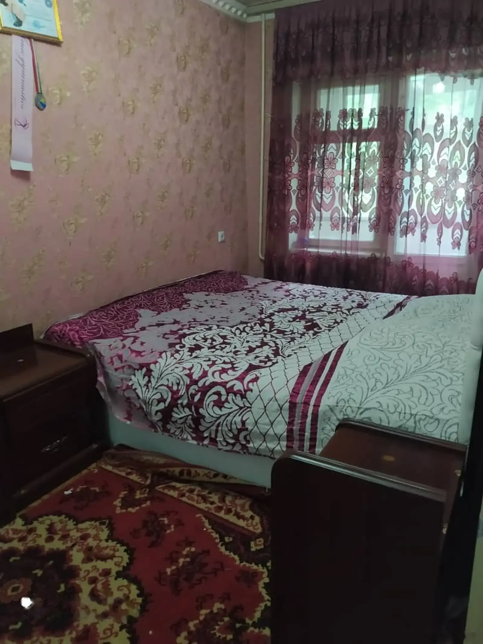 4-комн. квартира, 2 этаж, 110м², Сино, 82 мкр, ру ба руи клиникаи Мансуров