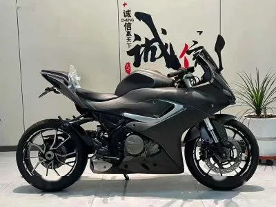 Мотоцикл QJMotor на заказ