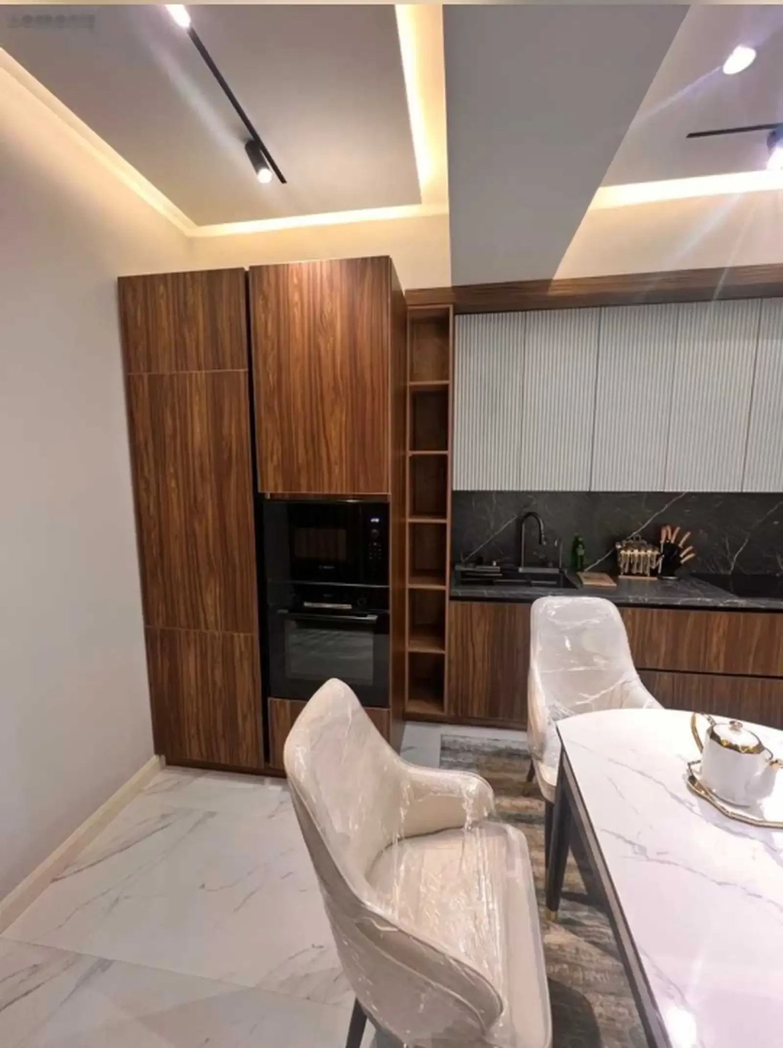 2-комн. квартира, 10 этаж, 70м², Шохмансур