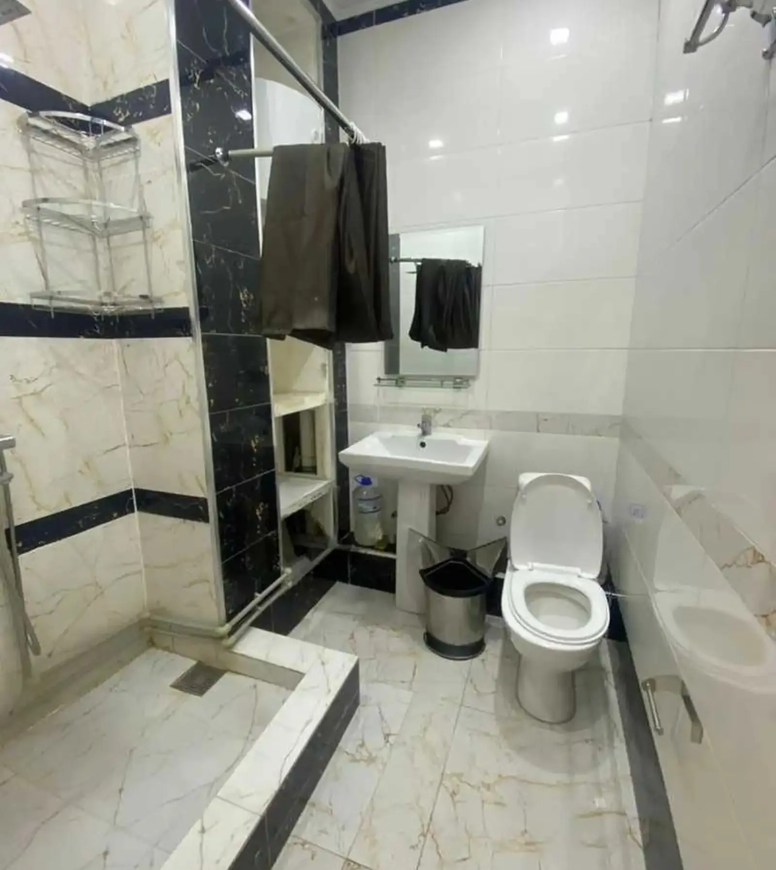 2-комн. квартира, 12 этаж, 66м², 82мкр
