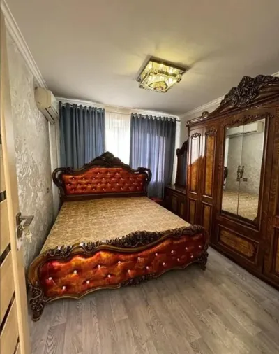 4-комн. квартира, 3 этаж, 85 м², Сино