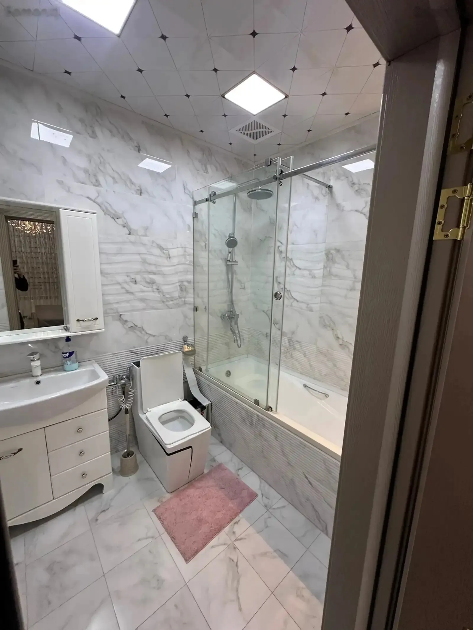 4-комн. квартира, 11 этаж, 200м², Опера и Балет