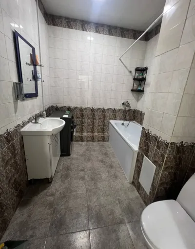 2-комн. квартира, 11 этаж, 56 м², И Сомони