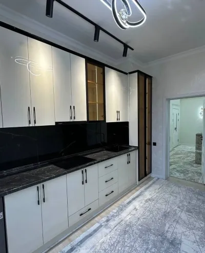 3-комн. квартира, 5 этаж, 92 м², Сино 104мкр конечка маршрут 37