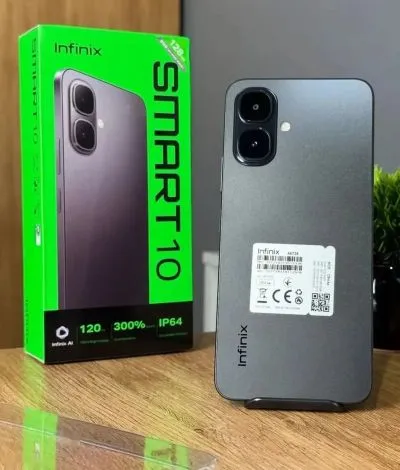 Infinix Smart 10 4+4/128Gb Black