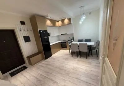 2-комн. квартира, 8 этаж, 60м², сомони бари гранд Отель