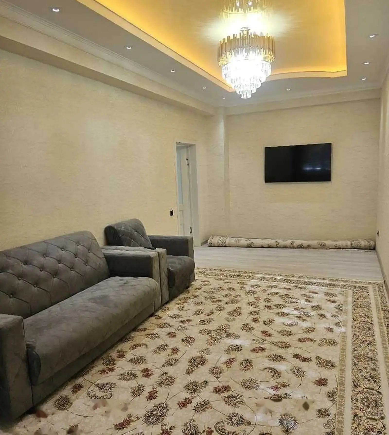 2-комн. квартира, 3 этаж, 75м², Шохмансур